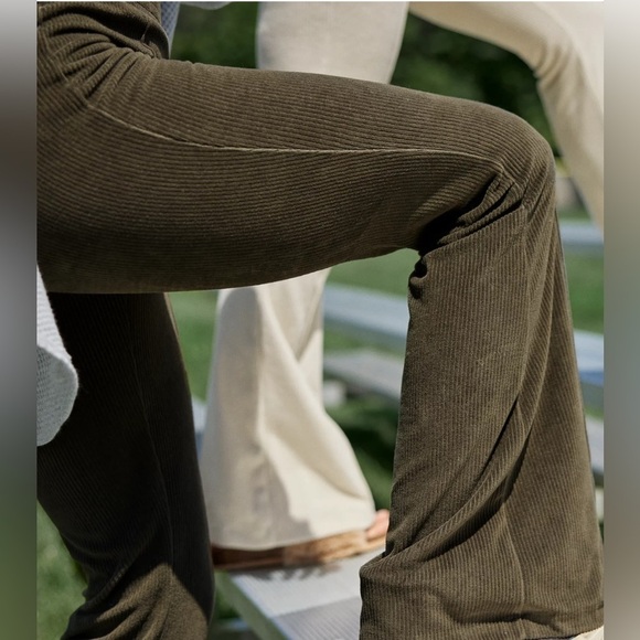 Aerie Olive Groove-On Rib Velour Flare Pant High Waisted size XL - Picture 3 of 10